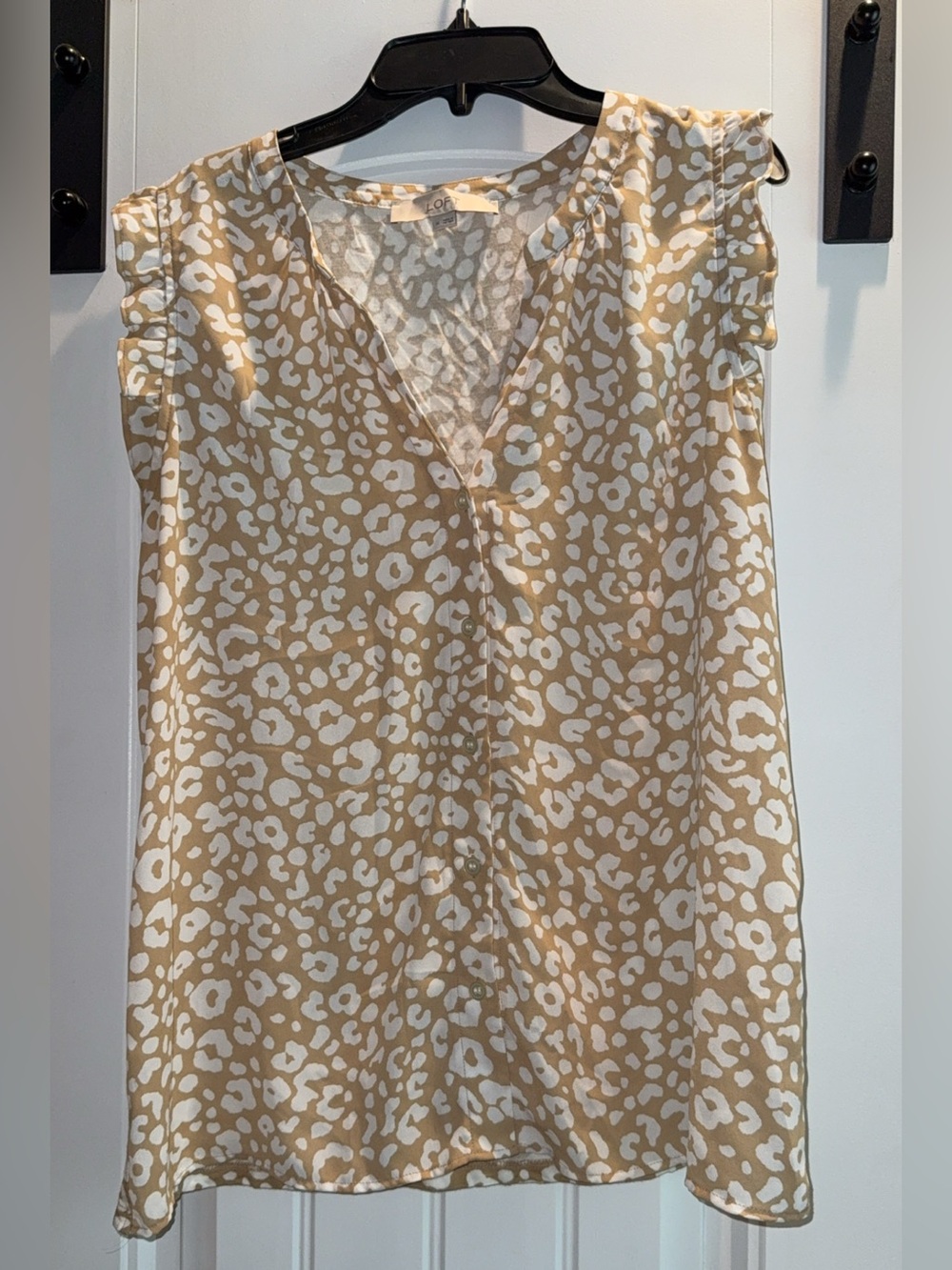 Loft brand leopard print summer blouse